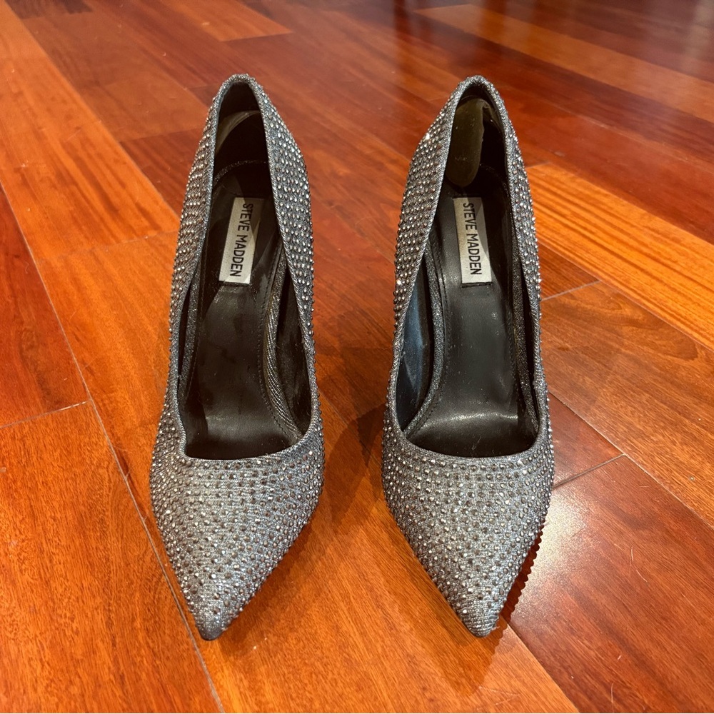 Steve Madden Glittering Black Heels